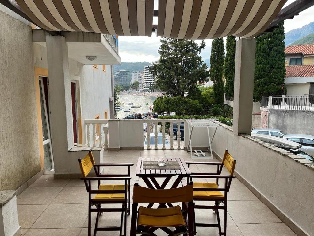 Acika Apartments Rafajlovići Extérieur photo