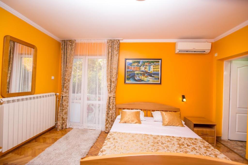 Acika Apartments Rafajlovići Extérieur photo