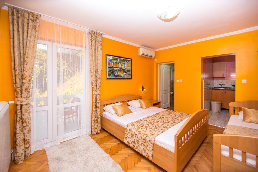 Acika Apartments Rafajlovići Extérieur photo