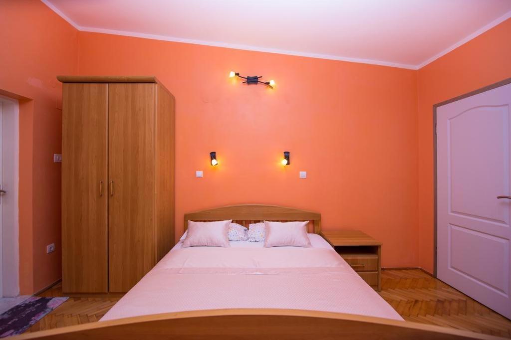Acika Apartments Rafajlovići Extérieur photo